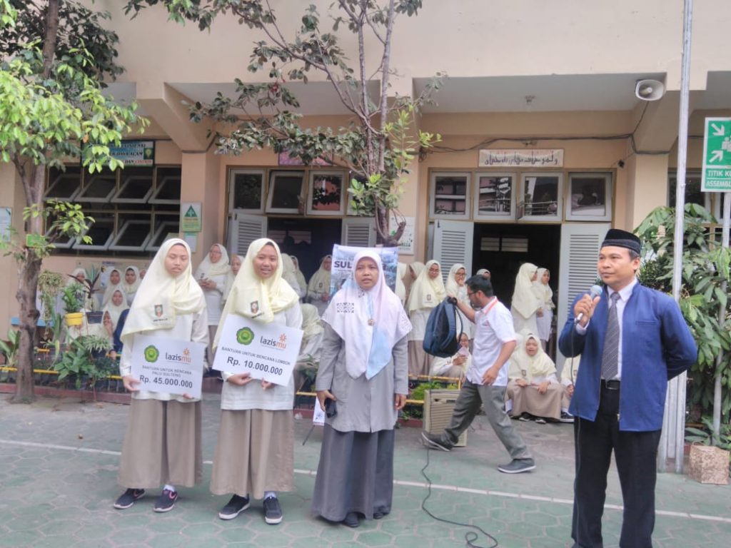 Donasi bencana Palu dan lombok dari Madrasah Muallimaat