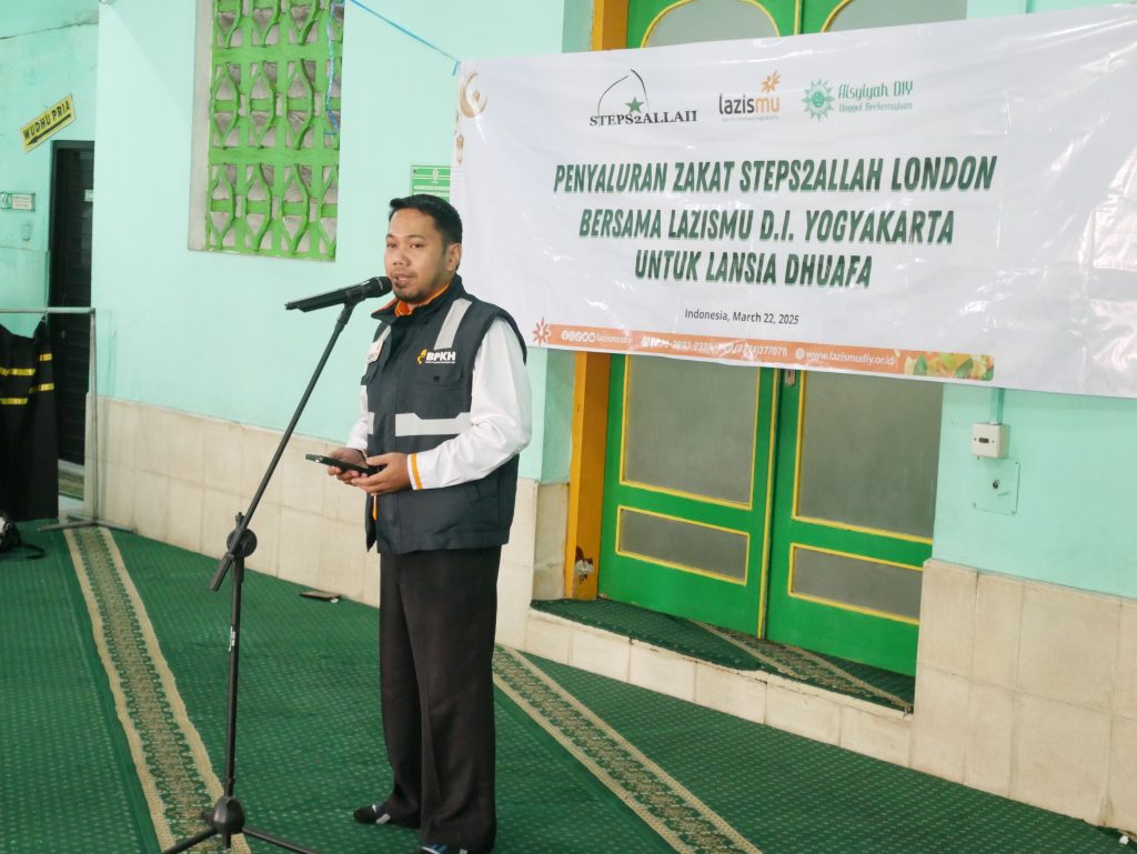Penyaluran Zakat Steps2Allah London Bersama LAZISMU DIY untuk Lansia Dhuafa
