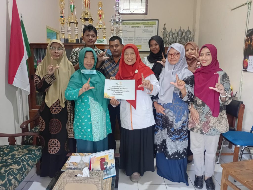 Hadiah Cinta untuk Guru : Rp14,9 Juta dan 721 Kado Ramadhan dari LAZISMU Wirobrajan