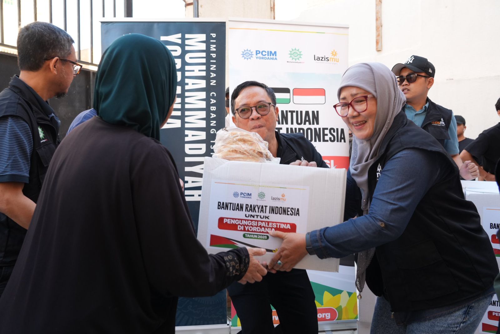 Muhammadiyah Salurkan Bantuan Kemanusiaan untuk Pengungsi Palestina di Yordania