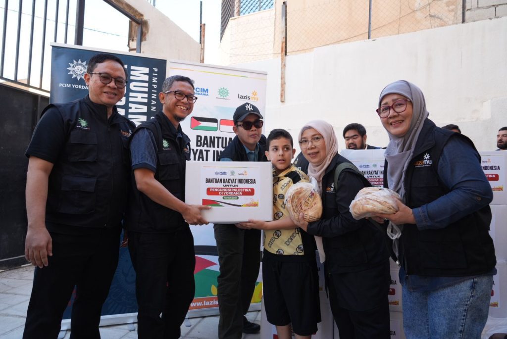 Muhammadiyah Salurkan Bantuan Kemanusiaan untuk Pengungsi Palestina di Yordania