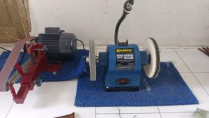 Lazismu DIY Dukung Pemulihan UMKM: Salurkan Alat Asah Golok untuk Sekretaris KOKAM DIY