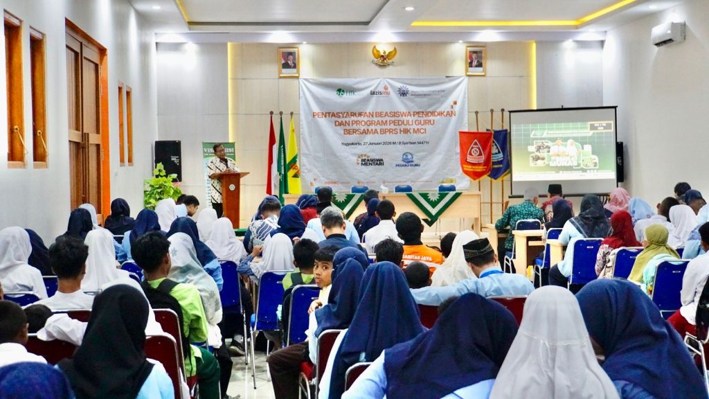 BPRS HIK MCI dan Lazismu DIY Salurkan Beasiswa Mentari dan Program Peduli Guru untuk Pendidikan Muhammadiyah Sleman