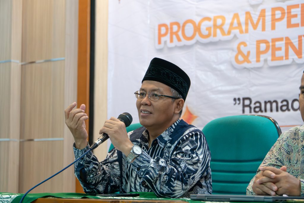 Peduli Guru, LAZISMU DIY Salurkan Zakat Fitrah dan Kado Ramadan untuk 125 Guru Muhammadiyah