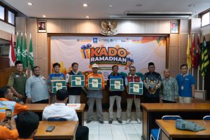 Kolaborasi dengan BPRS HIK MCI, LAZISMU DIY Salurkan Kado Ramadan untuk 259 Driver AmbulanMu