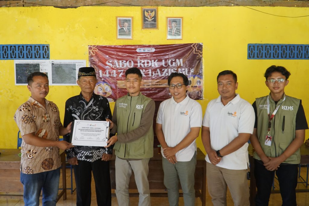Gerakan Tadah Hujan LAZISMU DIY dan RDK UGM Hadirkan Tandon Air 5.500 Liter untuk Warga Gunungkidul