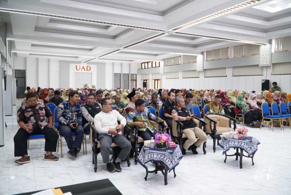 215 Guru Muhammadiyah dan 'Aisyiyah Terima Manfaat Program Peduli Guru 2026, LAZISMU DIY Salurkan Rp1,49 Miliar 