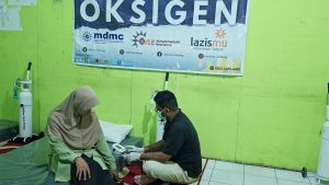 Rumah Oksigen Muhammadiyah Layani 53 Warga Terdampak Asap Kalteng