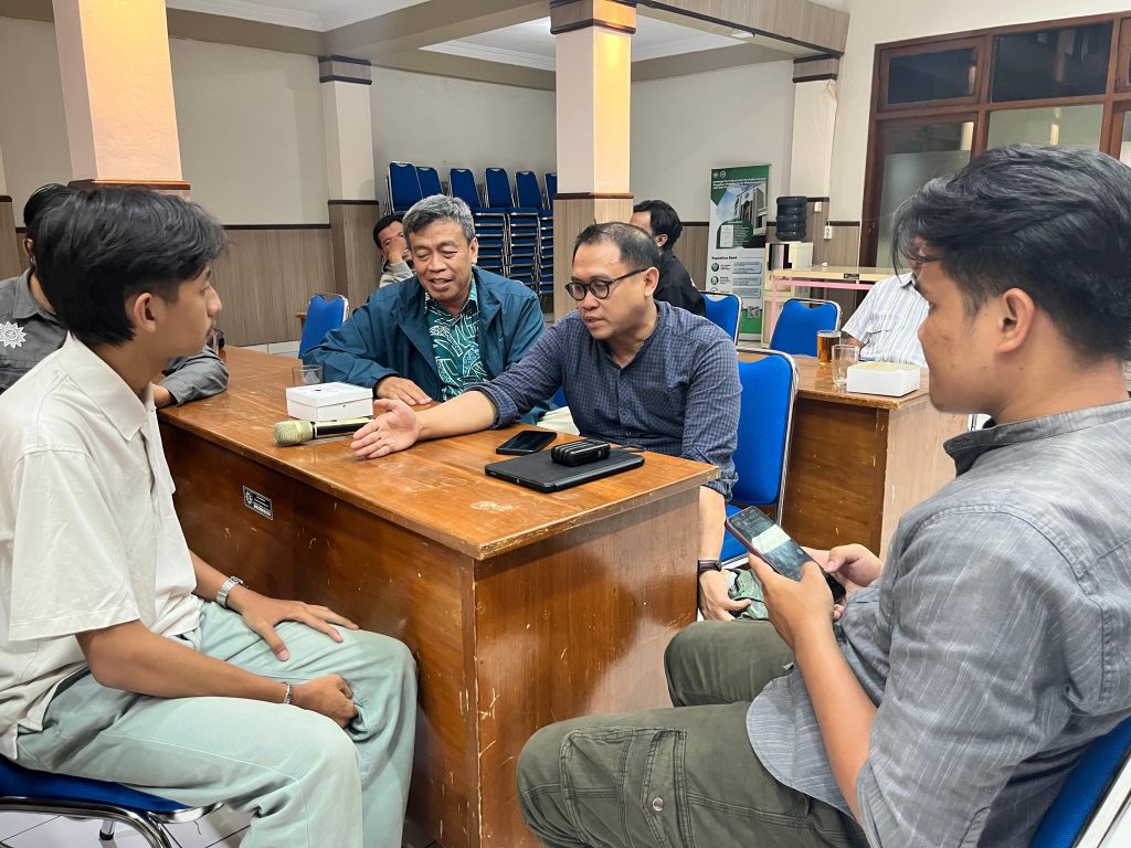 LAZISMU DIY Serahkan 15 Mahasiswa Beasiswa Sang Surya Batch 5 kepada Majelis dan Lembaga di Lingkungan PWM DIY