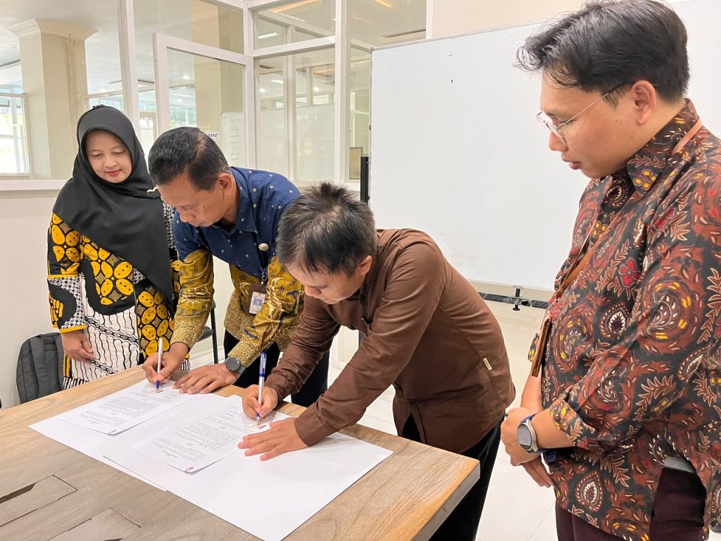 LAZISMU DIY dan Bapel Jamkessos DIY Teken SK Kerja Sama, Perkuat Layanan Kesehatan bagi Penyandang Disabilitas